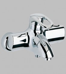 Общий вид смесителя для ванн Chiara 33418 фирмы Grohe